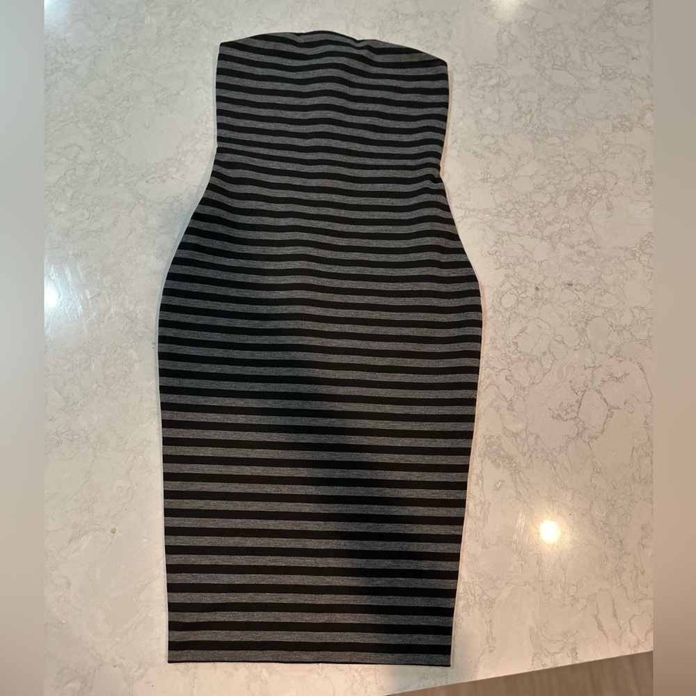 Express tube dress Size 2 black and gray
